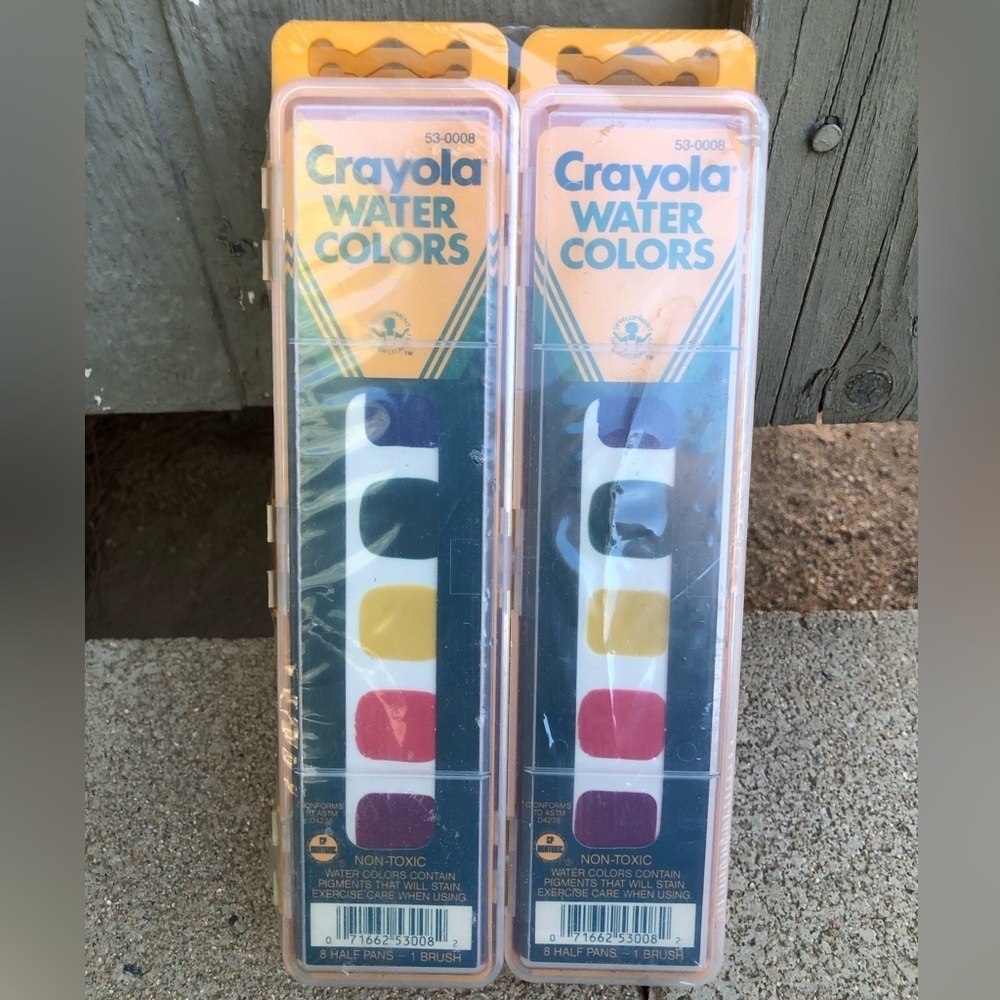 Vtg discontinued crayola pack of 6 pallets of 8 colors older look